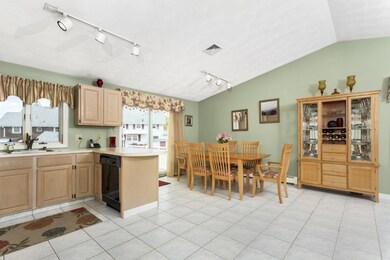 13 Cherry St, Saugus, MA 01906 - photo 5