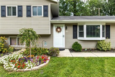 883 W Shore Blvd, Sheffield Lake, OH 44054 - photo 2