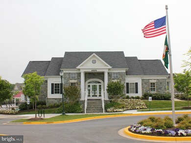 22839 Glacier Lily Dr, Clarksburg, MD 20871 - photo 3