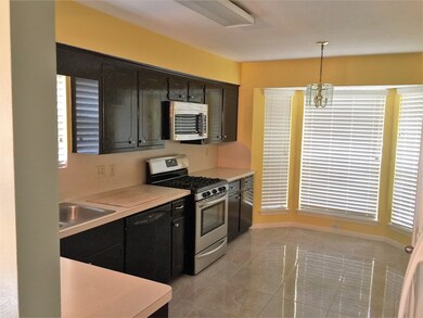 8115 Western Trail Dr, Houston, TX 77040 - photo 4