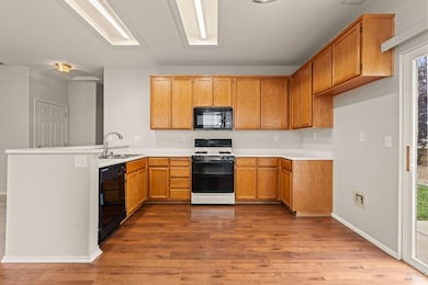 kitchen with oak cabinets