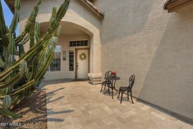 910 N Granada Dr-4