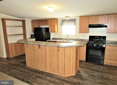 4751 TRLR J Flanders Ln, Harwood, MD 20776 - photo 3