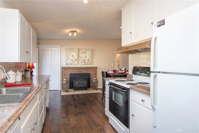 8920 220th St SW, Edmonds, WA 98026 - photo 7