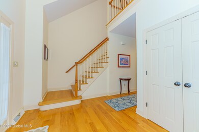 201 Brittany Place, Schenectady, NY 12309 - photo 7