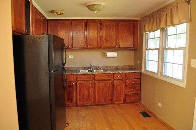 1303 W Liberty Dr, Wheaton, IL 60187 - photo 3