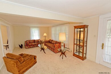 164 Speigletown Rd, Troy, NY 12182 - photo 4