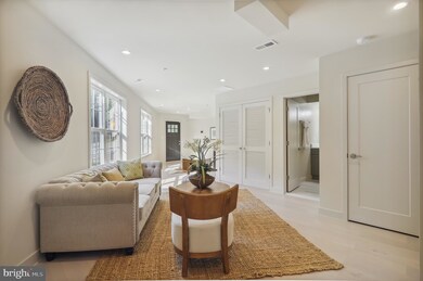 5506 D St SE, Washington, DC 20019 - photo 7