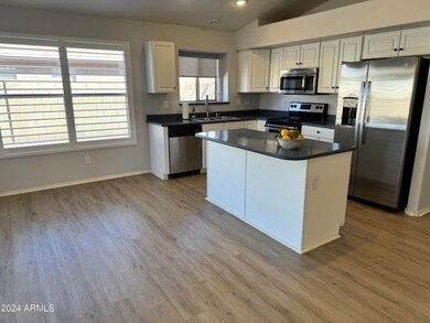 2420 E Whitten St, Chandler, AZ 85225 - photo 5