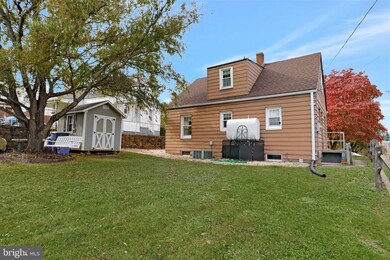 371 W 10th St, Front Royal, VA 22630 - photo 6