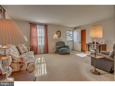 413 Sir Galahad Dr, Brookhaven, PA 19015 - photo 6