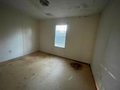 708 Edgewater Dr, Byron, GA 31008 - photo 5