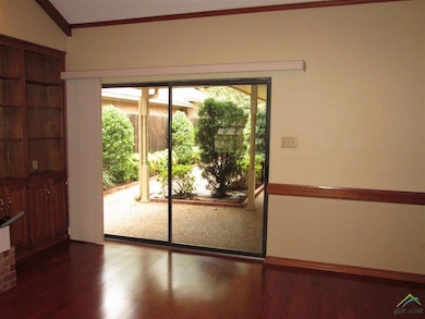 4910 Forestwood Blvd, Tyler, TX 75703 - photo 4