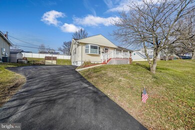 3731 Ridgewood Ln, Brookhaven, PA 19015 - photo 3