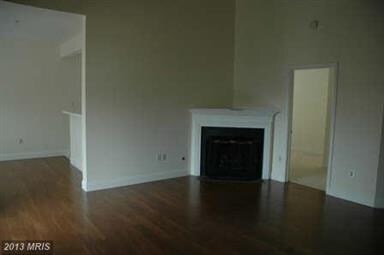 11302 Westbrook Mill Ln unit 102, Fairfax, VA 22030 - photo 7