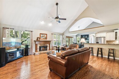 1765 Lance End Ln, Fenton, MO 63026 - photo 5