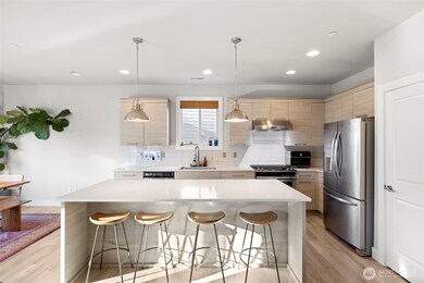 14211 34th Ave S, Tukwila, WA 98168 - photo 6