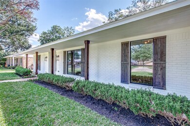 10027 Wickersham Ln, Houston, TX 77042 - photo 4