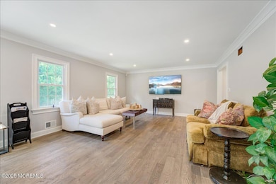 09-Living Room