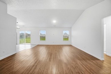 7150 Country Walk Dr, Franklin, OH 45005 - photo 7