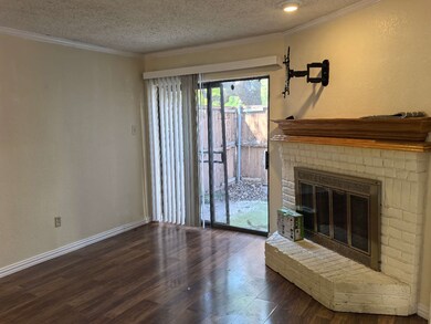 885 Dublin Dr unit 1, Richardson, TX 75080 - photo 2