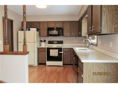 All kitchen appliances remain with the home.  Beau