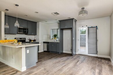 2639 N 29th Place, Phoenix, AZ 85008 - photo 5