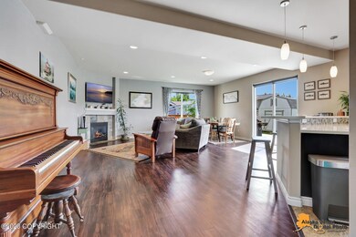 Great room with space to mingle