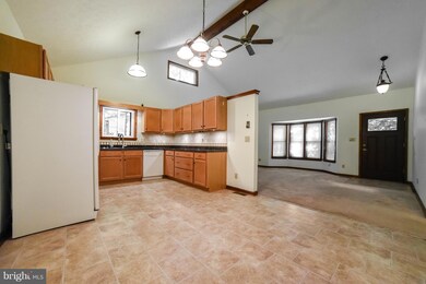 23255 Scotch Pine Ct, California, MD 20619 - photo 4