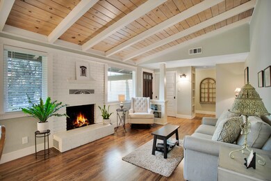 2561 Shasta St, Redding, CA 96001 - photo 3