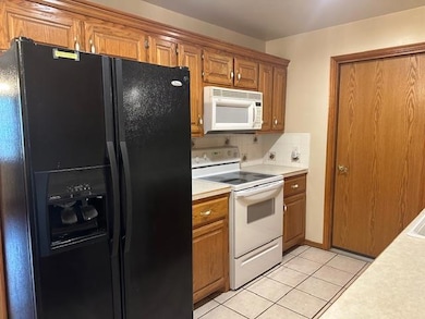 873 N Windermere Dr, Moore, OK 73160 - photo 5