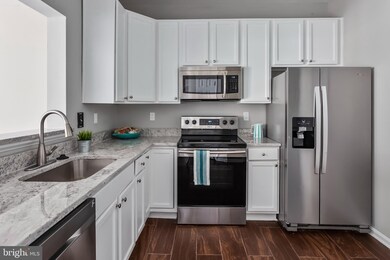 2002 Travis Point Ct, Odenton, MD 21113 - photo 5