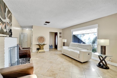 9730 S 2nd Ave, Inglewood, CA 90305 - photo 2