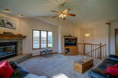 N9415 County Road D unit 8, Belleville, WI 53508 - photo 4