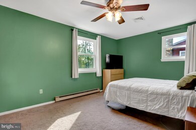 563 Staufer Ct, Mount Joy, PA 17552 - photo 7