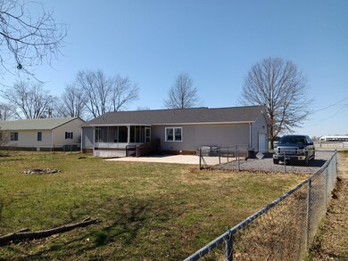 543 Minkslide Rd, Shelbyville, TN 37160 - photo 5