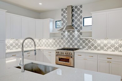 830 Wakefield Dr unit B, Houston, TX 77018 - photo 2