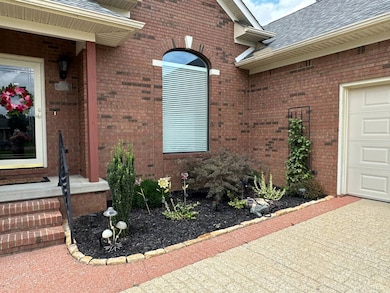 608 Fairfield Dr, Paris, TN 38242 - photo 3