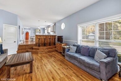 07_15775LakeshoreRd_Unit1_2007_MRED_2000