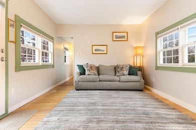 25 Caincrest Rd, York