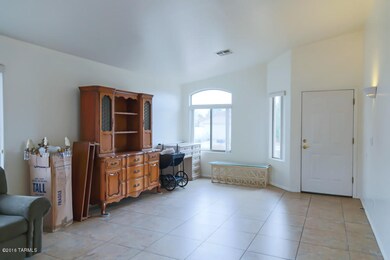 2478 E Stone Stable Dr, Tucson, AZ 85737 - photo 4