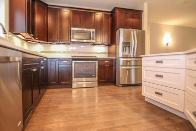 2713 Turnstone Cir, Fitchburg, WI 53711 - photo 5