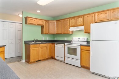 25136 Harmony Ct S, Ruther Glen, VA 22546 - photo 5