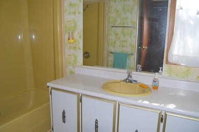 120 Castle Dr unit 120, West Wareham, MA 02576 - photo 7