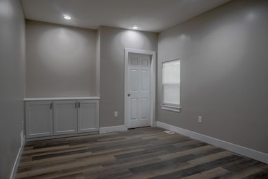 693 Kelton Ave, Columbus, OH 43205 - photo 4