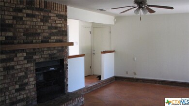 2726 Phyllis Dr, Copperas Cove, TX 76522 - photo 6