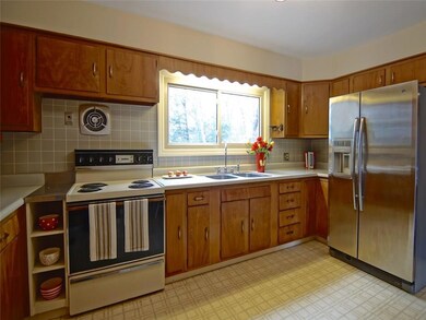 Quaint Kitchen overlooking the...
