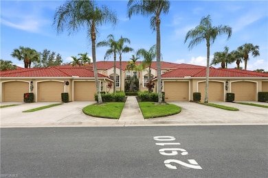 2910 Cypress Trace Cir unit 102, Naples, FL 34119 - photo 4