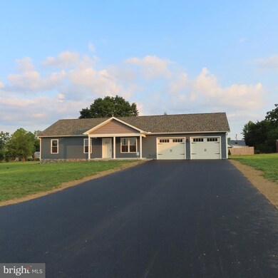 77 Maranatha Dr, Saint Thomas, PA 17252 - photo 2