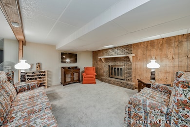 1042 Willow Ln, Batavia, IL 60510 - photo 4